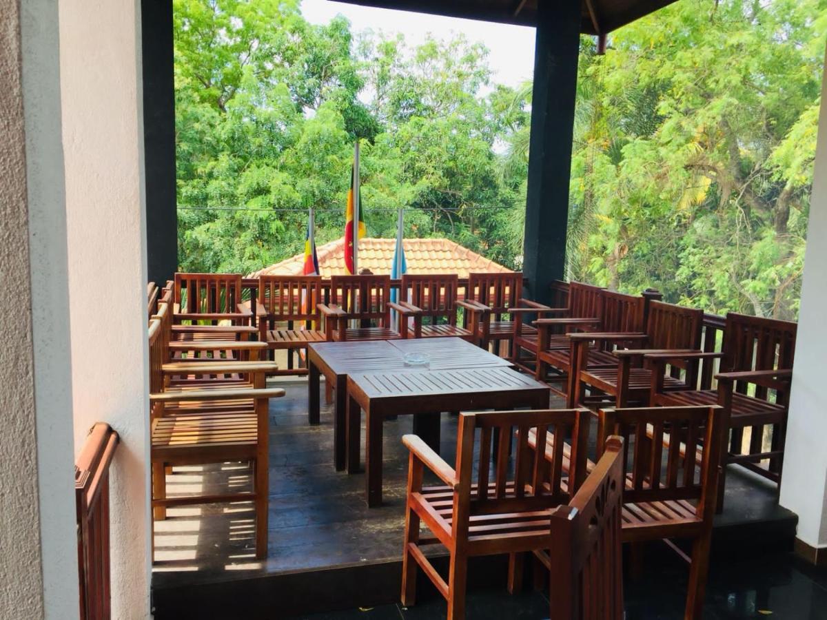 Yala Safari Village Maha Akurugoda Extérieur photo